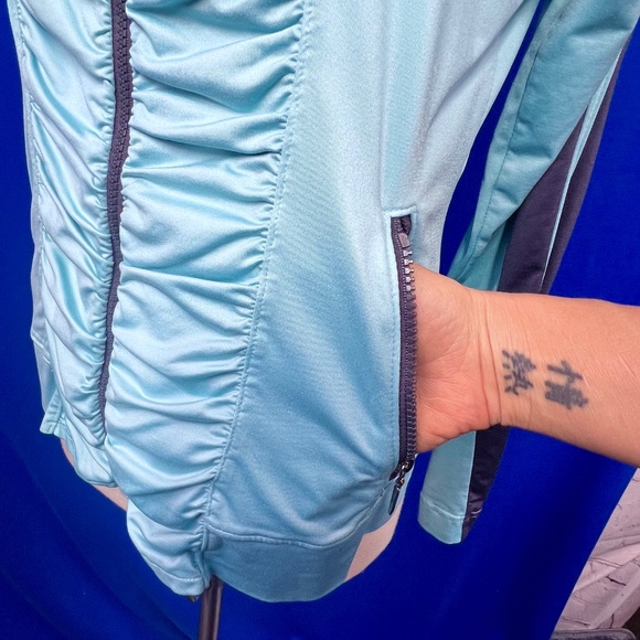 |•BOSTON PROPER•| Blue & Grey Athletic Activewear Jacket Size Medium - Picture 7 of 10